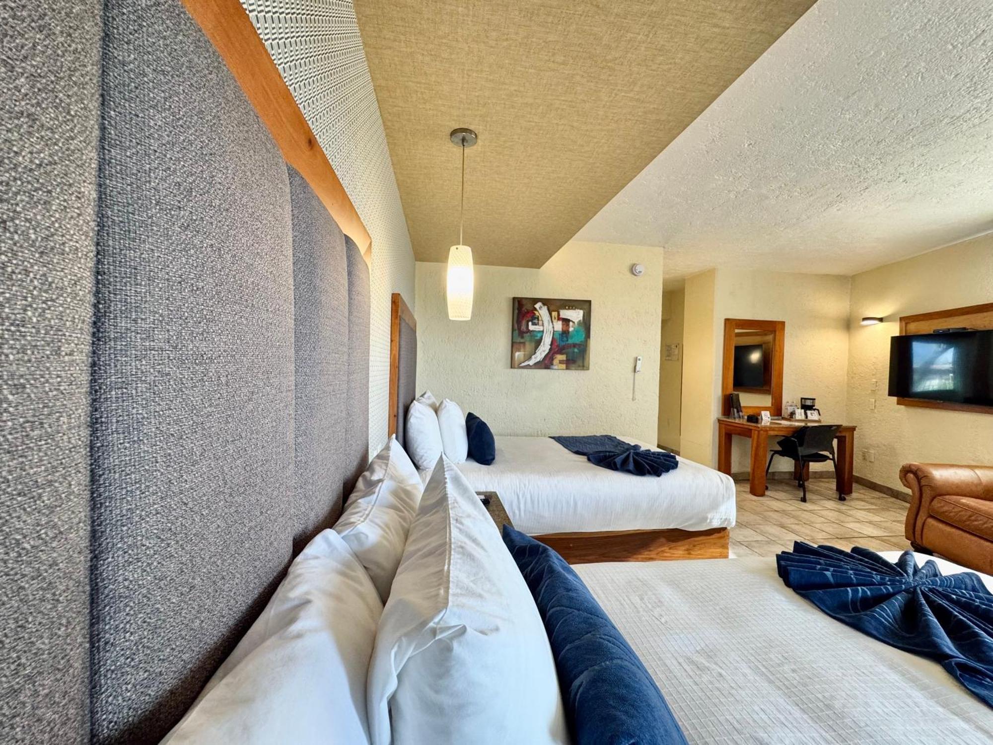 Comfort Inn 4*